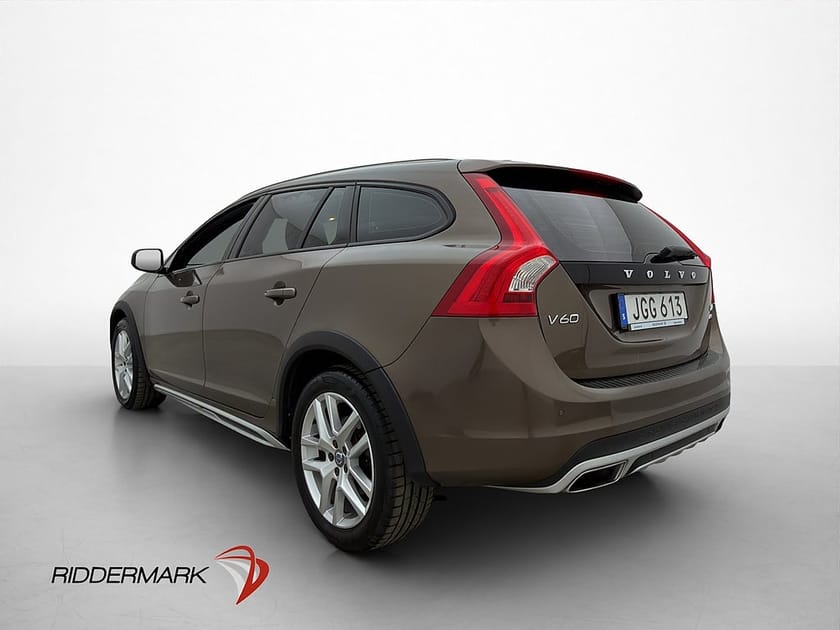 Bild 3 av Volvo V60 Cross Country D4 AWD Summum VOC Värmare Läder