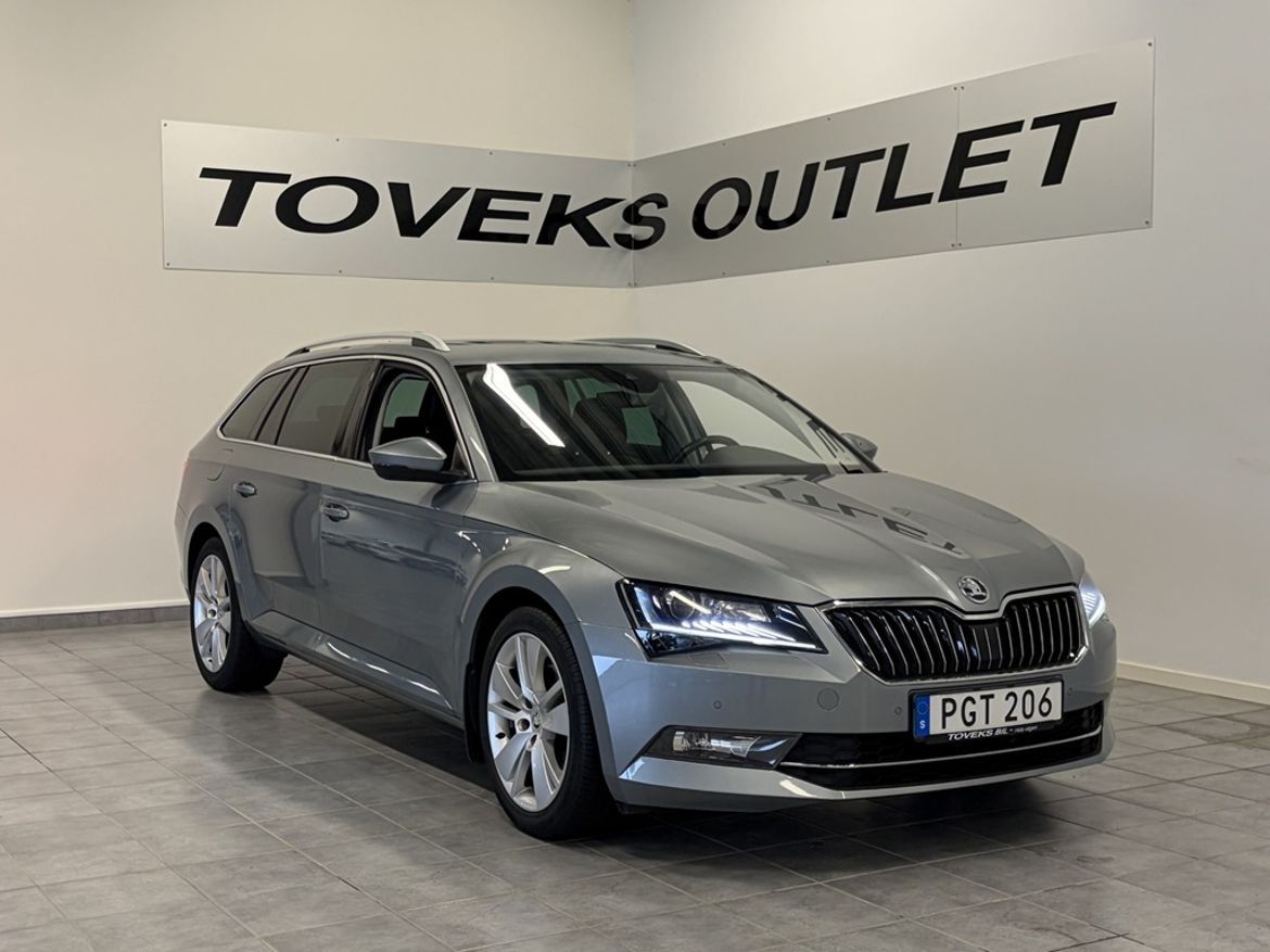 Škoda Škoda Superb Kombi — bild 1