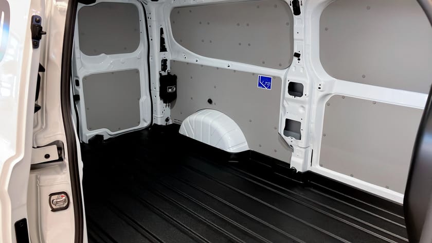 Bild 5 av Ford E-Transit Custom 340 AWD SPORT SKÅP 340L 218 A | Demo |