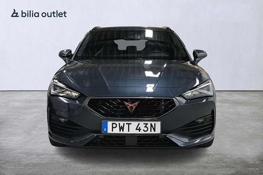 Bild 3 av CUPRA Leon Sportstourer e-Hybrid DSG 245hk Navi Carplay Backkamera