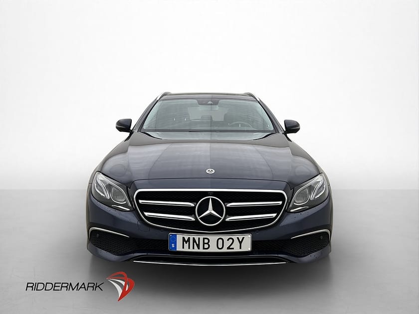 Bild 2 av Mercedes-Benz E 300 de T PLUG-IN E300 306hk Burmester Värmare Pano 360° Drag