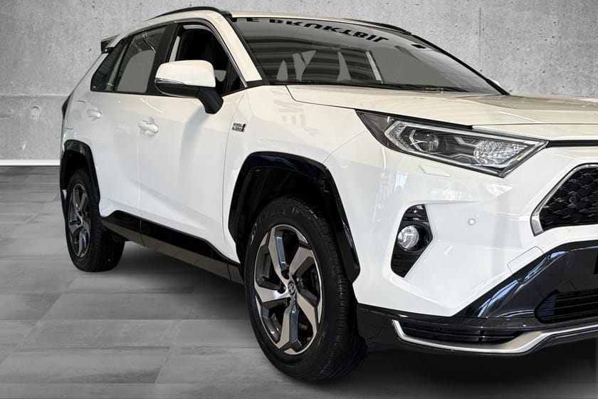 Bilde 2 av Toyota RAV4 Plug-in Hybrid AWD. DAB, USB, R-Kamera, Adaptiv cruisekontroll.