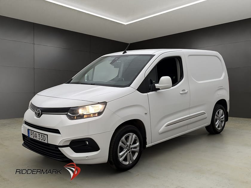 Bild 1 av Toyota ProAce City proace-city 1.5D Värmare Drag B-Kamera CARPLAY Moms