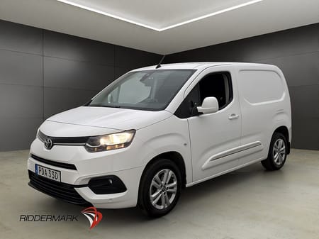 Toyota ProAce City proace-city 1.5D Värmare Drag B-Kamera CARPLAY Moms