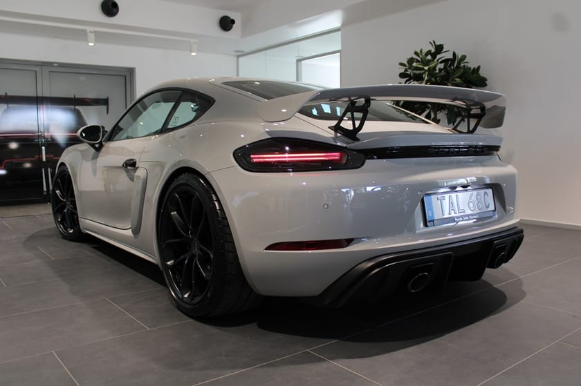 Bild 2 av Porsche 718 Cayman GT4
