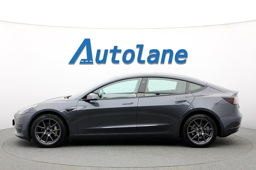 Bild 5 av Tesla Model 3 Standard Range