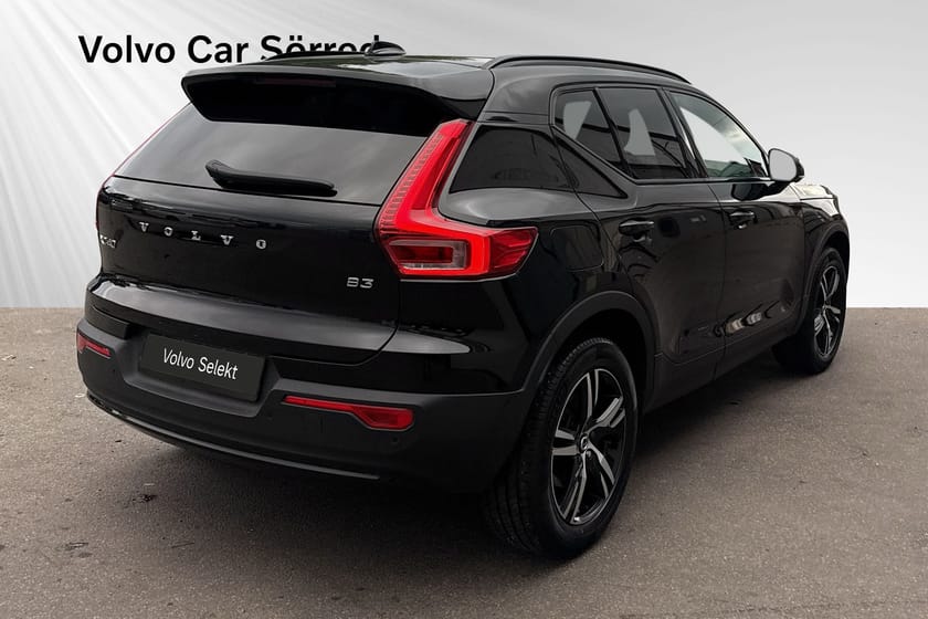 Bild 5 av Volvo XC40 B3 FWD Bensin Plus Dark, 360 Kamera