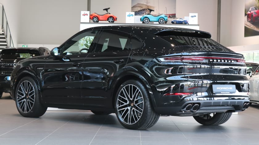 Bild 2 av Porsche Cayenne E-Hybrid Coupé 