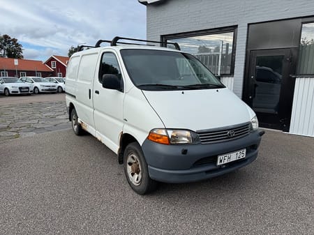 Toyota HiAce Skåpbil