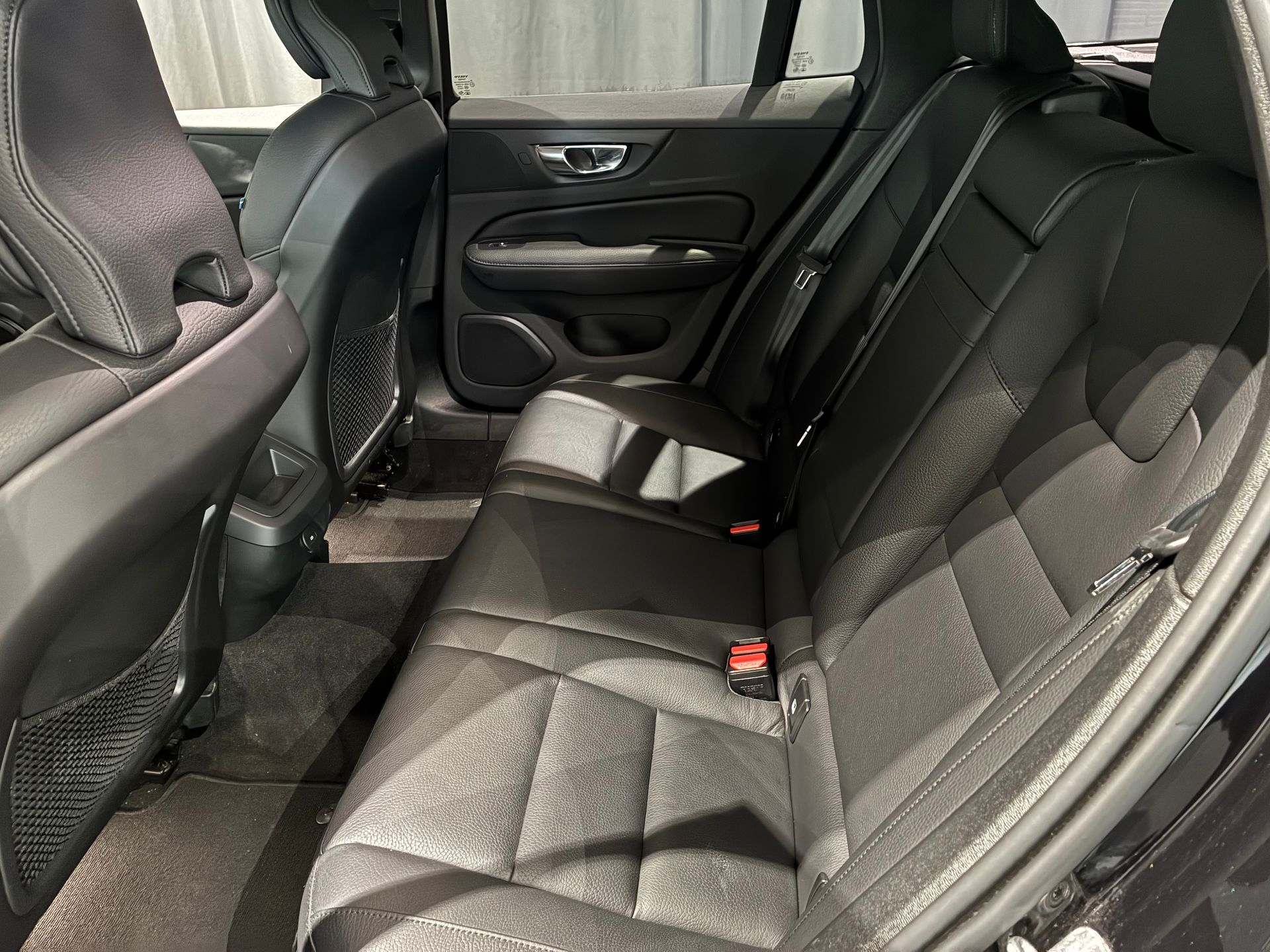 Volvo V60 Cross Country B4 Diesel 2022, kuva 10/10