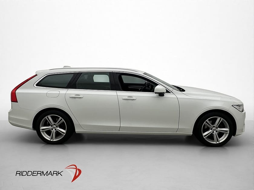 Bild 4 av Volvo V90 D3 Momentum Navi Sensorer Värmare Adaptiv-Fart