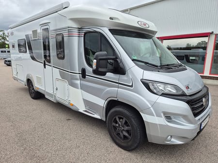 LMC Caravan Campervan Fiat CRUISER T 712 2.3D 150HK Husbil