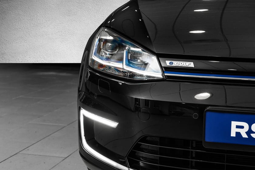 Bilde 4 av Volkswagen e-Golf 100KW/300WLTP/SKINN/LAVKM/R.KAMERA/GARANTI+++