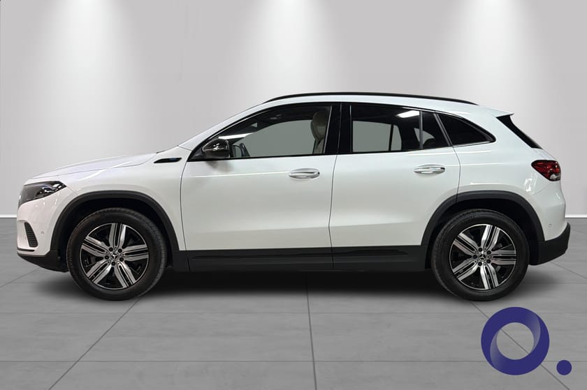 Bilde 2 av Mercedes-Benz EQA 300 4MATIC Progressive | DISTRONIC, MEMORY, PANORAMA++