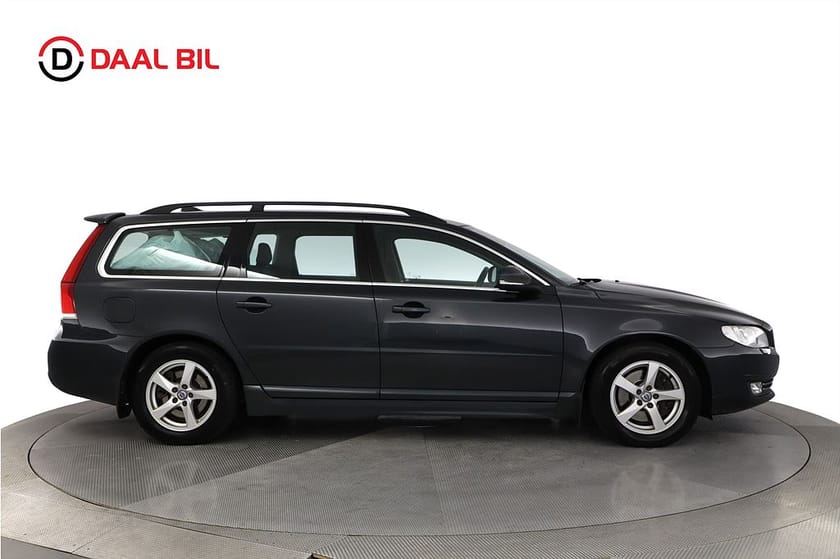 Bild 5 av Volvo V70 D4 AWD 181HK MOMENTUM DRAG NAVI HIGH PERFORMANCE
