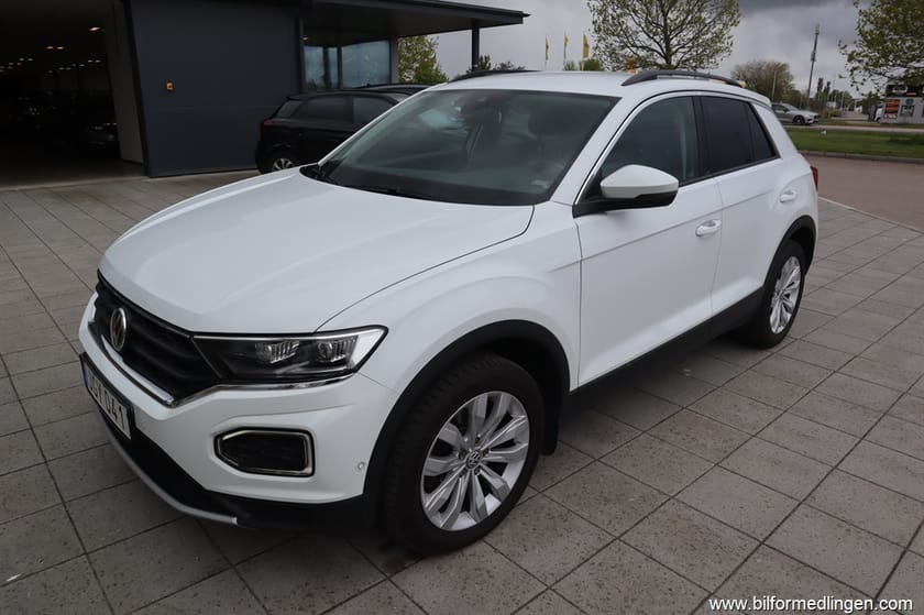 Bild 2 av Volkswagen T-Roc 2.0 TDI 4MOTION 12 mån garanti Park.värm Drag 2 ägare