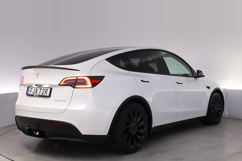 Bild 5 av Tesla Model Y Performance Autopilot Panorama Drag