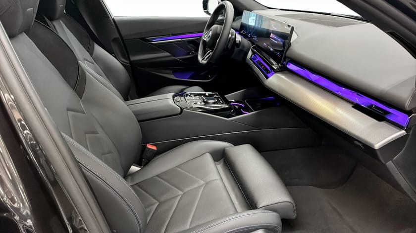 Bild 3 av BMW 530e xDrive Touring M-Sport Drag