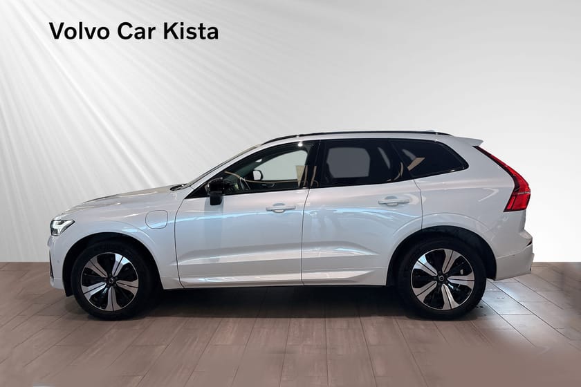 Bild 3 av Volvo XC60 Recharge T8 Plus Dark 360Kamera Pano H/K