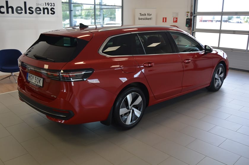 Bild 5 av Volkswagen Passat Sportscombi Business 1.5 eTSI 150 DSG7 Drag- & Värmepaket