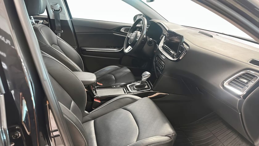 Bild 3 av Kia Ceed Sportswagon Plug-in Hybrid Advance Plus 141 Hk Panorama