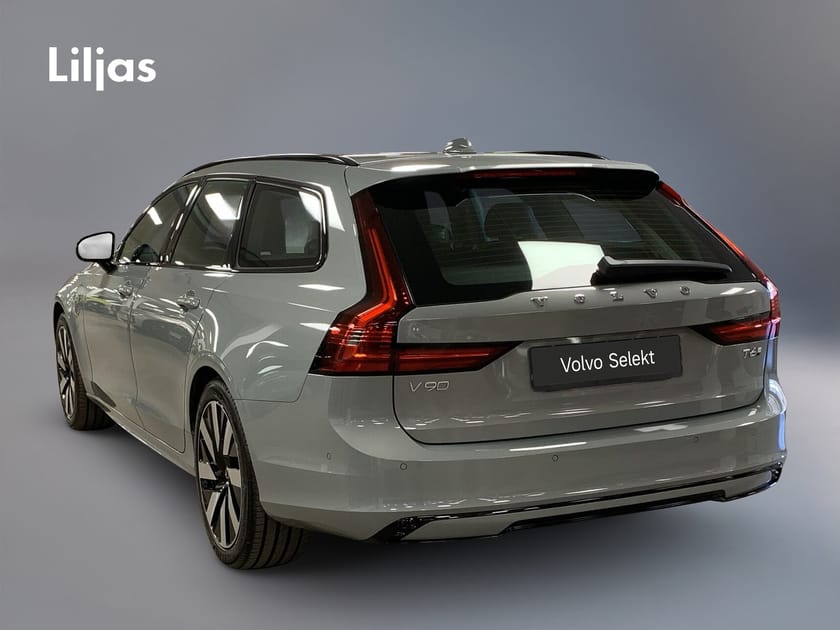 Bild 4 av Volvo V90 T6 AWD Plus Dark Nordic Edition//360-kamera//