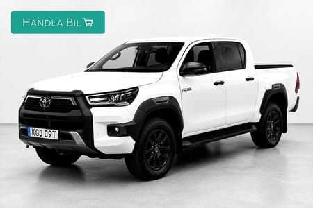 Toyota Hilux Dubbelhytt 2.8 4WD Invincible Drag B-kam Navi JBL Skinn Moms 204hk