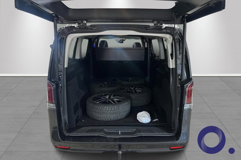 Bilde 5 av Mercedes-Benz Vito Tourer 124 CDI 4x4 3.1t MB vare,personbil innredning vare rom,236hk