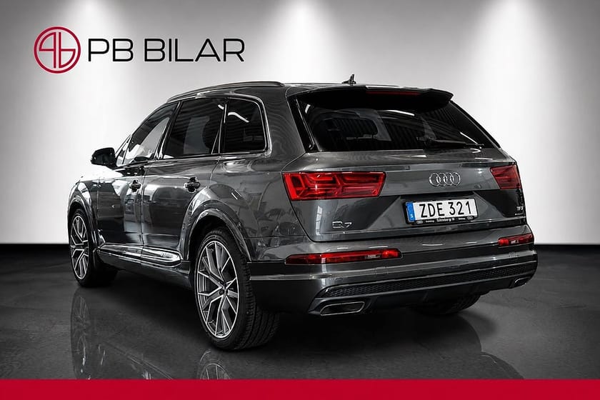Bild 5 av Audi Q7 3.0 TDI Q S Line 7-Sits Valcona Pano cockpit Ambient