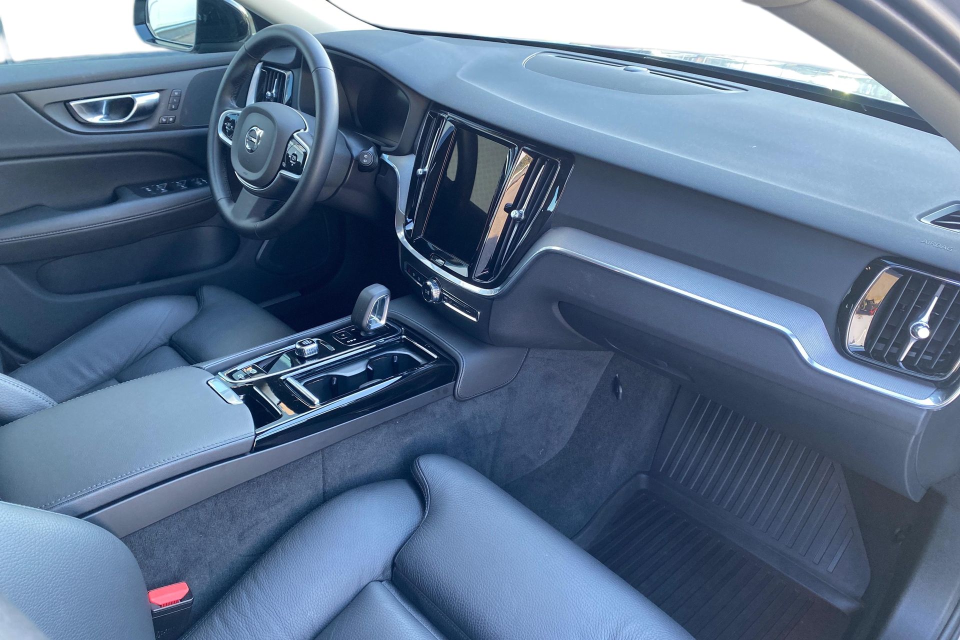 Volvo V60 T6 Plus Dark Edition 2025, bild 7/10