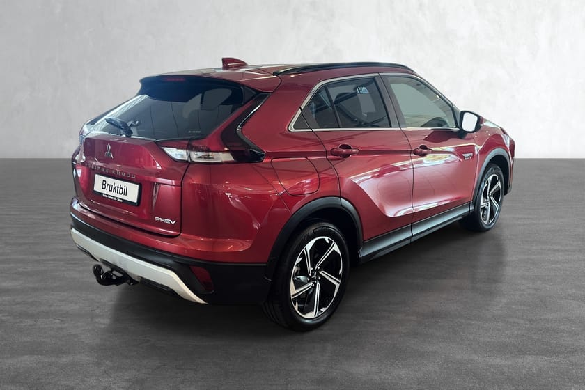 Bilde 3 av Mitsubishi Eclipse Cross PHEV 4WD Intense+ m/H.feste, VELHOLDT!!!!