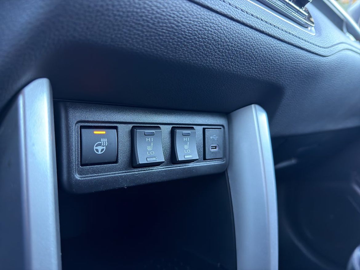 Toyota Corolla Cross Hybrid, bild 14 av 17