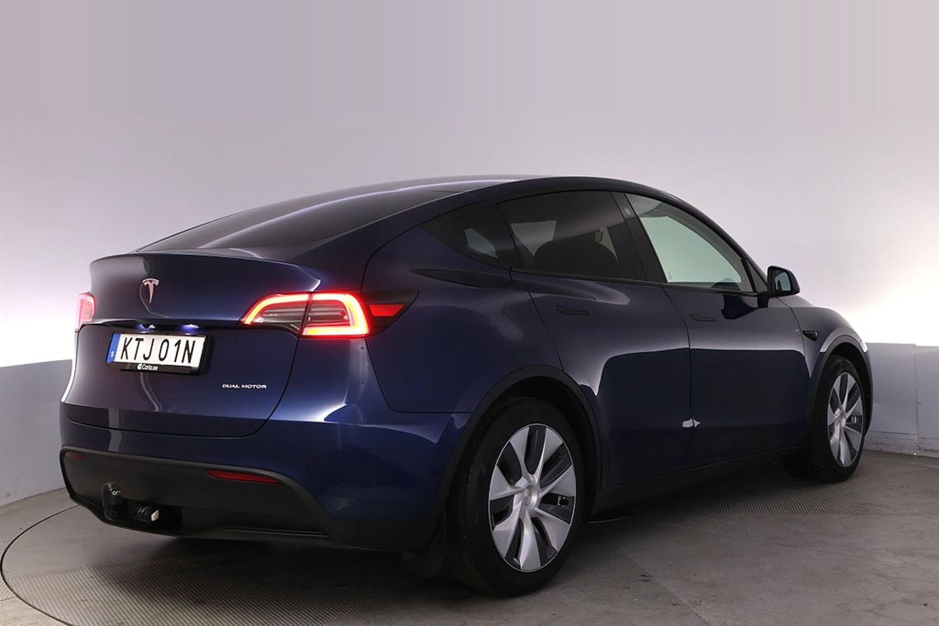 Tesla Model Y 2023, bild 5/10