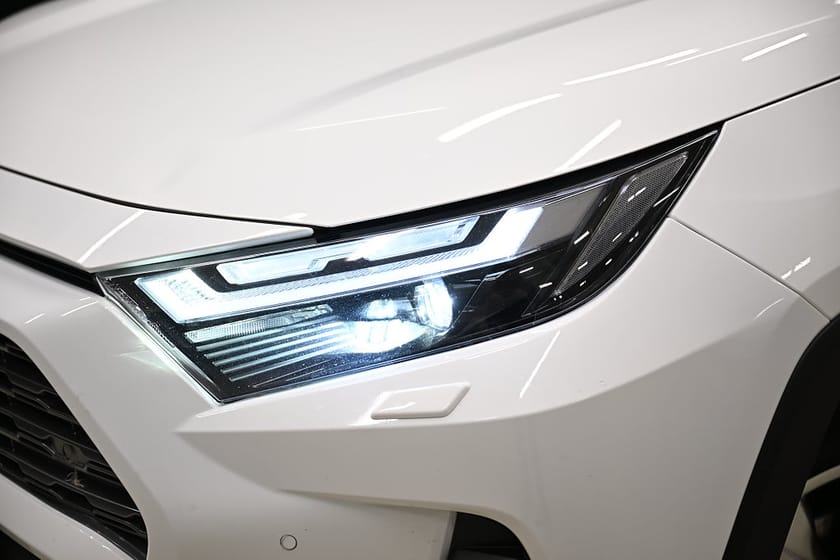 Bild 2 av Toyota RAV4 Hybrid AWD-i AWD 222HK Executive|Premium|Drag|M/K-VärmareE