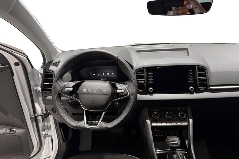 Bild 5 av Škoda Karoq Selection 2,0 TDI 150 Hk 7 vxl DSG 4x4 Värmare dra