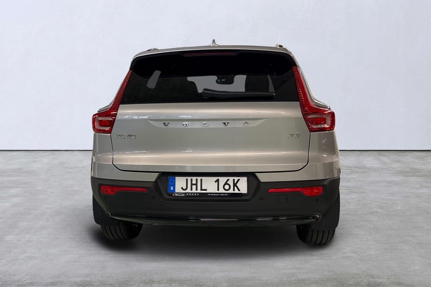 Bild 5 av Volvo XC40 B3 FWD Bensin Plus Dark