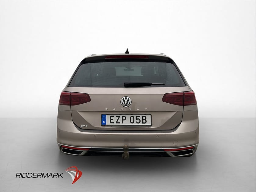 Bild 5 av Volkswagen Passat Sportscombi GTE Executive Pano Drag Kamera Navi Skinn