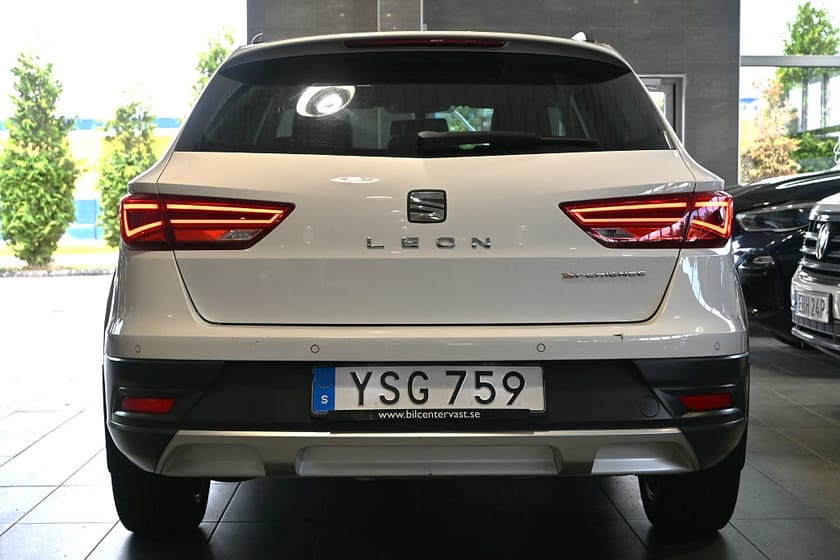Bild 4 av SEAT Leon X-Perience 1.4 TSI 125hk Drag 18tum LED