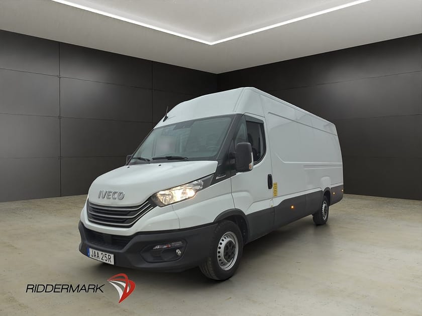 Bild 1 av Iveco Daily 35-140 Van 35 L4H2 2.3JTD FLYTTBIL Värmare 3-Sits Moms