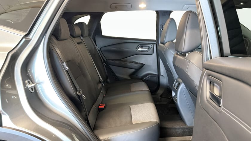 Bild 5 av Nissan Qashqai DIG-T XTRONIC-CVT 158Hk / 360° / CarPlay