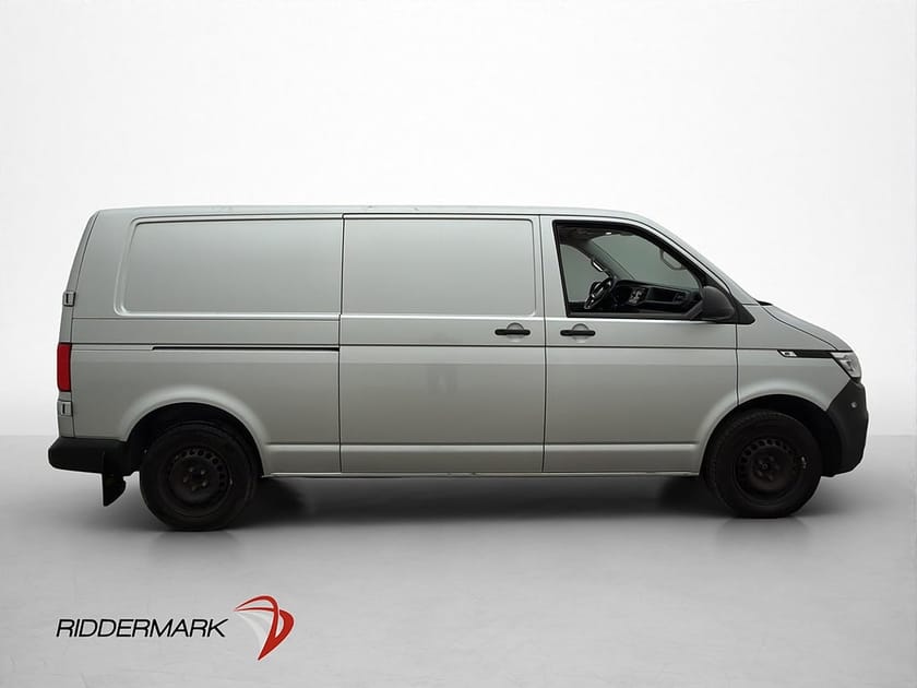 Bild 2 av Volkswagen Transporter L2 Värmare Drag B-Kamera CARPLAY Moms