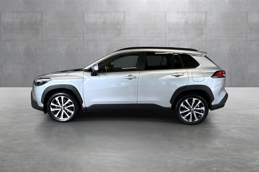 Bilde 2 av Toyota Corolla Cross Hybrid AWD-i 2.0 Bensin Automat Executive