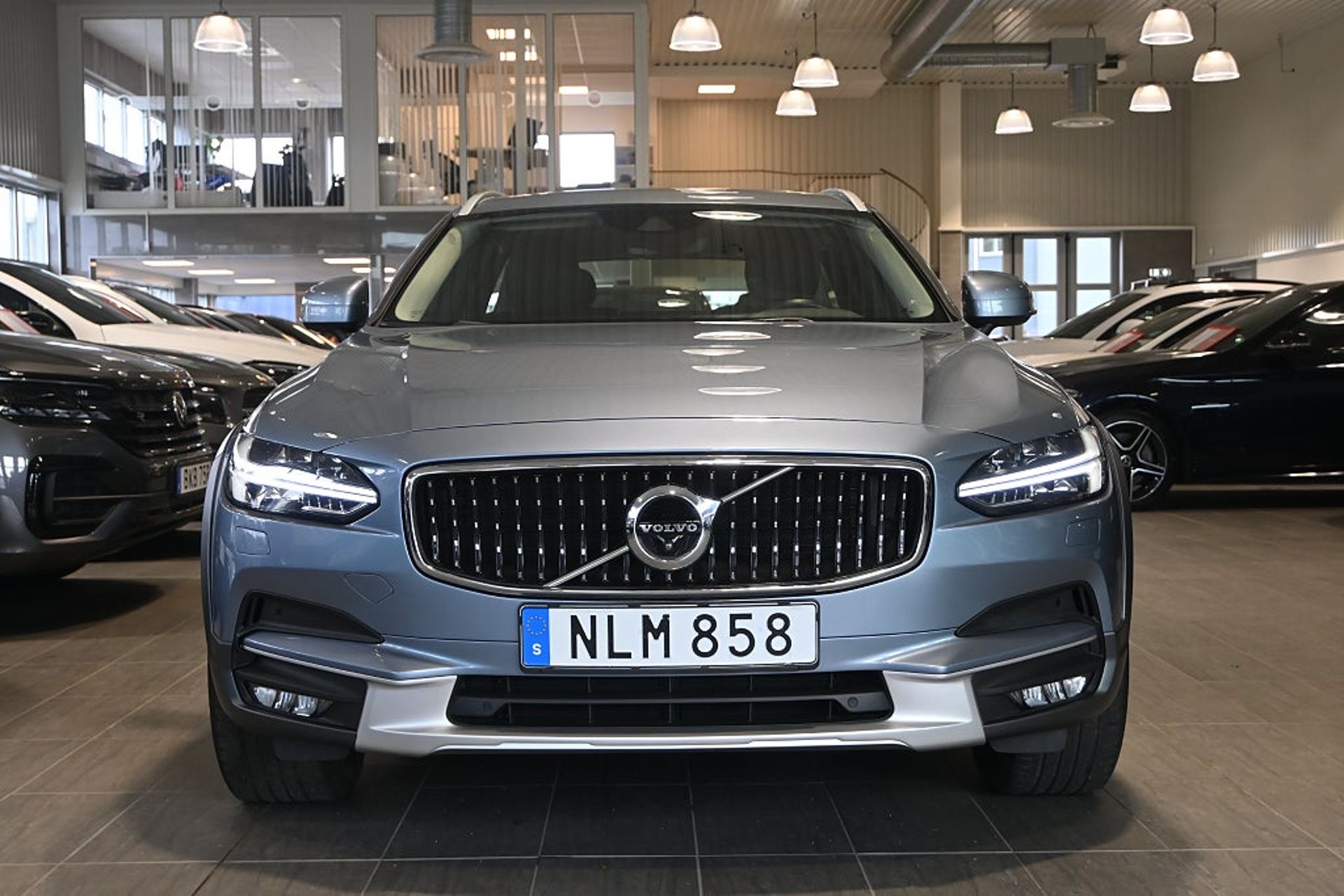 Volvo V90 Cross Country 2019, kuva 5/10