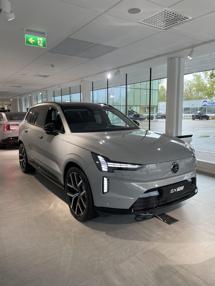 Bild 1 av Volvo EX90 Twin Motor Performance