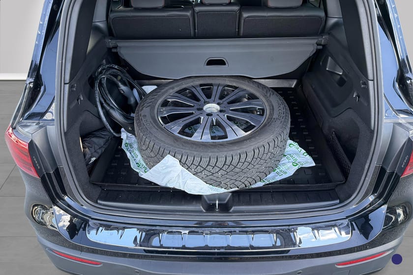 Bilde 5 av Mercedes-Benz EQB 300 4MATIC