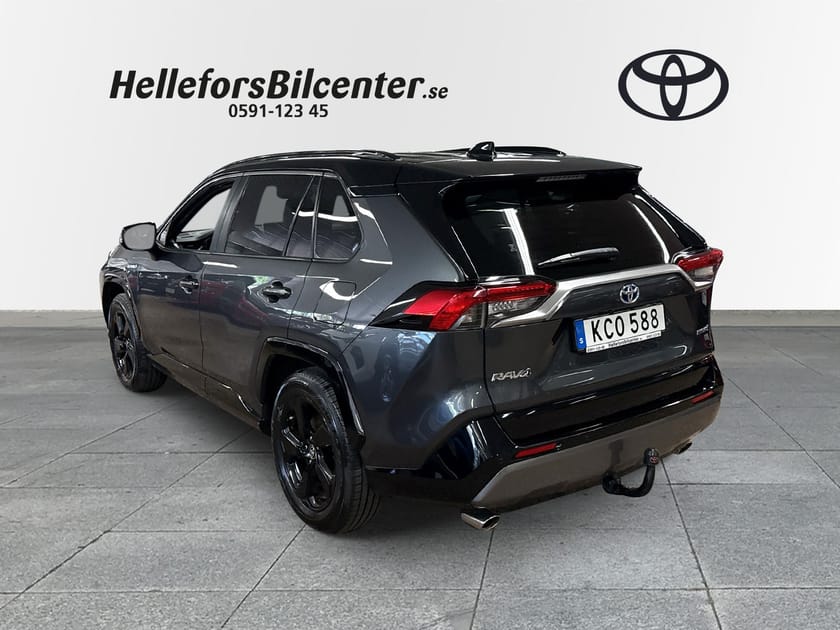 Bild 2 av Toyota RAV4 Hybrid 218hk Style JBL Drag Vhjul