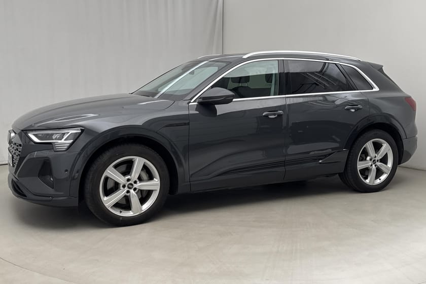 Bild 2 av Audi Q8 50 e-tron quattro (340hk) Assistanspaket Tour