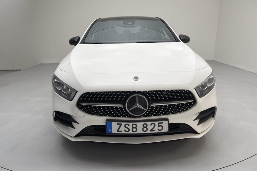 Bild 5 av Mercedes-Benz A 250 e Sedan V177 (224hk) AMG Night Panorama