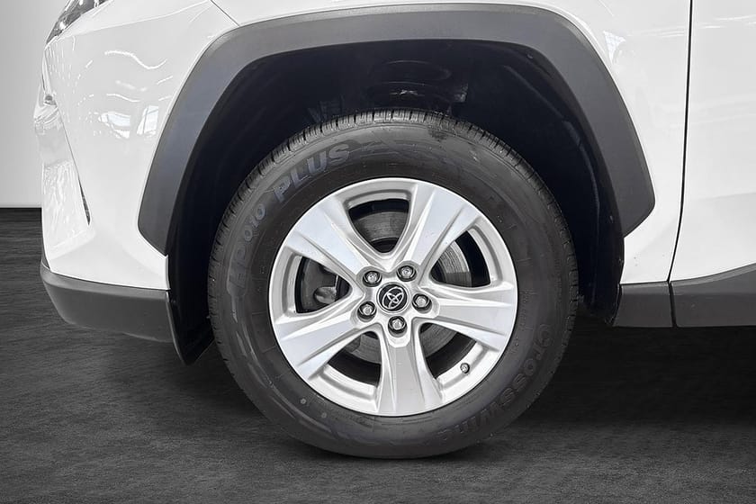 Bild 2 av Toyota RAV4 Hybrid AWD-i E-CVT Active (222hk) Dragkrok BKamera Navi