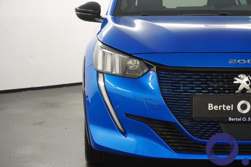 Bilde 4 av Peugeot e-208 GT 136 hk